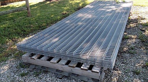 4' x 16' Welded Wire Goat Panel (4" x 4" Openings)