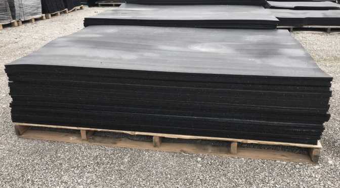 Rubber Floor Mats 5' x 7' x 1/2" - Second Quality